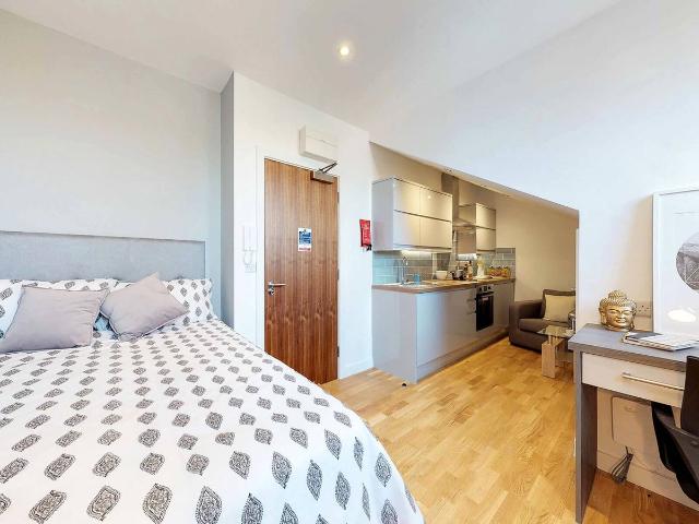 Studio for rent in City Centre, South Yorkshire