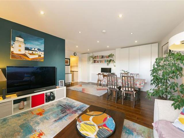 Apartment for sale in Bluebell, Dublin