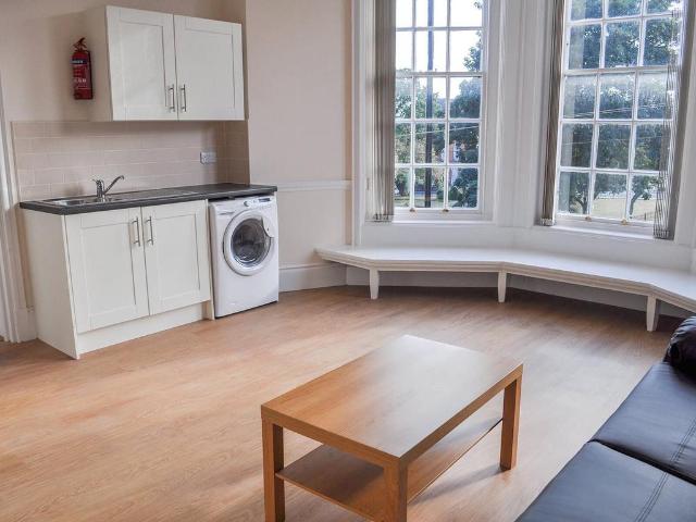 Apartment for rent in Little Woodhouse, Leeds