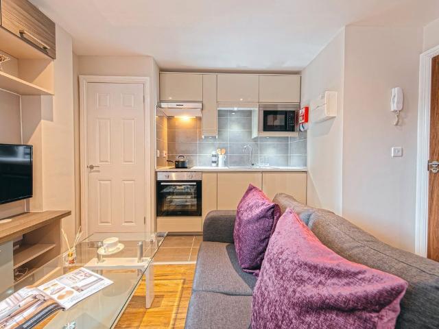 Studio for rent in City Centre, Georgia