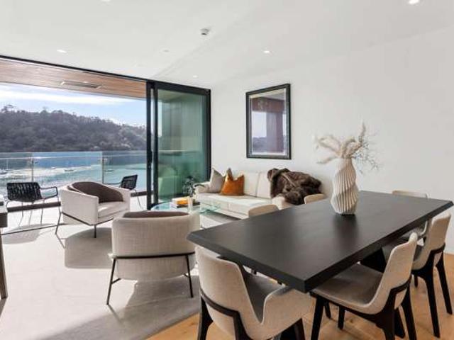 Apartment for sale in Paremoremo, Oroua County