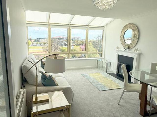 Apartment to rent in Bluebell, North Tipperary