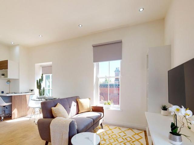 Apartment for rent in Woodhouse, West Yorkshire