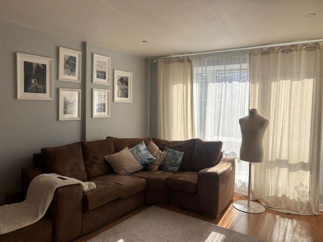 Apartment to rent in Dundrum, North Tipperary