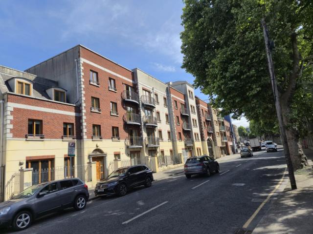 Apartment to rent in Bluebell, North Tipperary