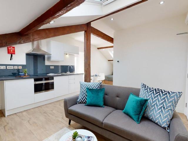 Apartment for rent in Hyde Park, West Yorkshire