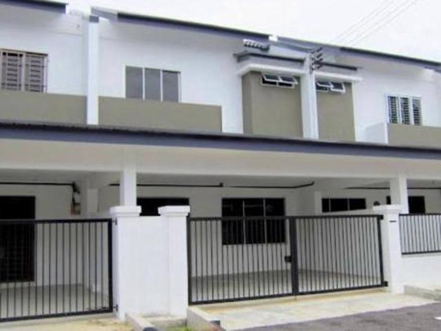 Terraced House for sale in Kuching