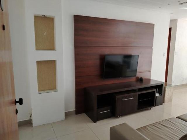 Apartamento venda em Região Geográfica Imediata do Distrito Federal, Região Integrada de Desenvolvimento do Distrito Federal e Entorno