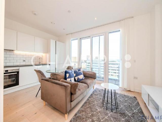 Apartment for rent in London Borough of Hounslow, Strand