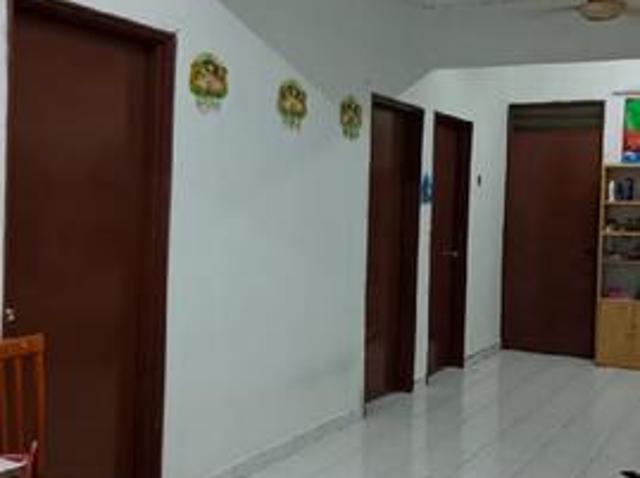 Apartment for sale in Nilai, Negeri Sembilan
