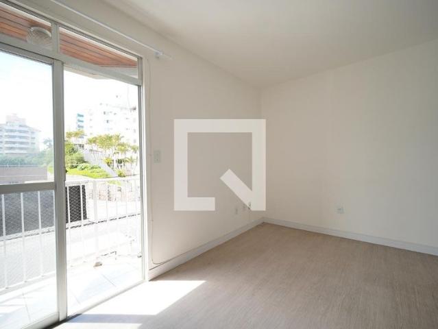 Apartamento aluguel em Região Geográfica Imediata de Florianópolis, Desterro