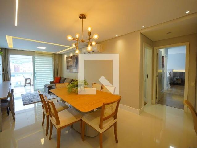 Apartamento aluguel em Região Geográfica Imediata de Florianópolis, Desterro