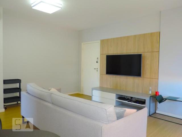 Apartamento aluguel em Região Geográfica Imediata de Florianópolis, Desterro