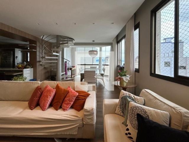 Apartamento aluguel em Região Geográfica Imediata de Florianópolis, Desterro