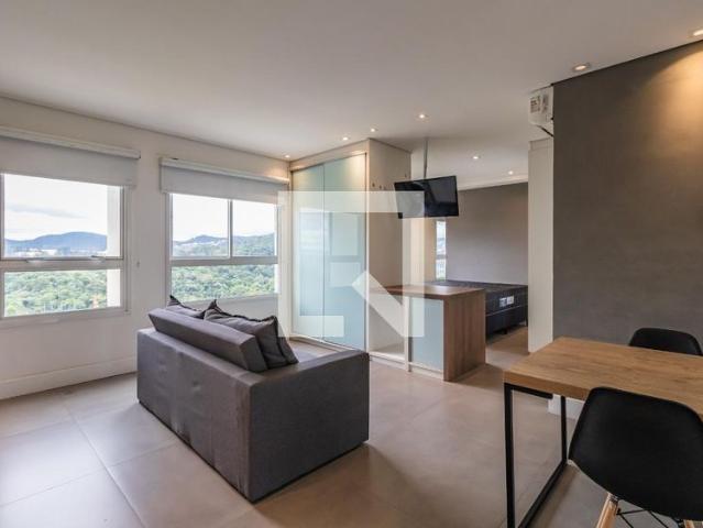 Apartamento aluguel em Região Imediata de São Paulo, Região Metropolitana de São Paulo