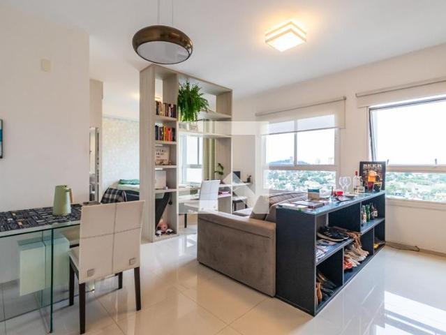 Apartamento aluguel em Região Imediata de São Paulo, Região Metropolitana de São Paulo
