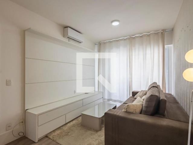 Apartamento aluguel em Alphaville Residencial 0, Barueri