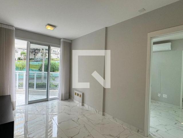 Apartamento aluguel em Dezoito do Forte Empresarial, Barueri