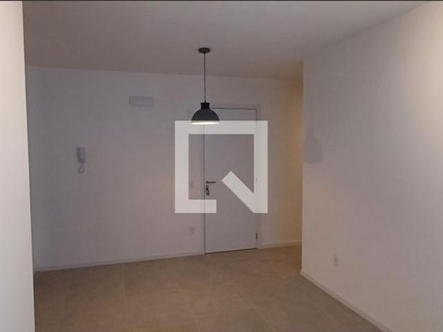 Apartamento aluguel em Região Geográfica Imediata de Florianópolis, São José