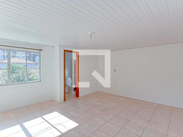 Apartamento aluguel em Região Geográfica Imediata de Florianópolis, São José
