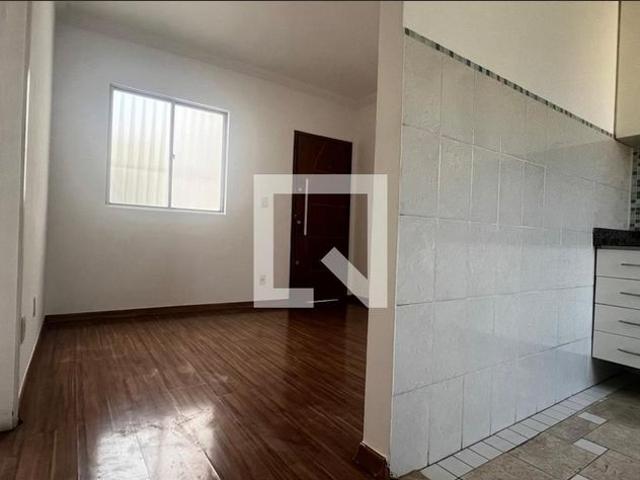 Apartamento aluguel em Arvoredo 2ª Seção, Contagem