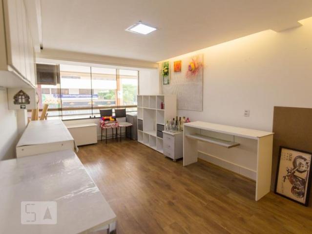 Apartamento venda em Região Geográfica Imediata do Distrito Federal, Região Integrada de Desenvolvimento do Distrito Federal e Entorno