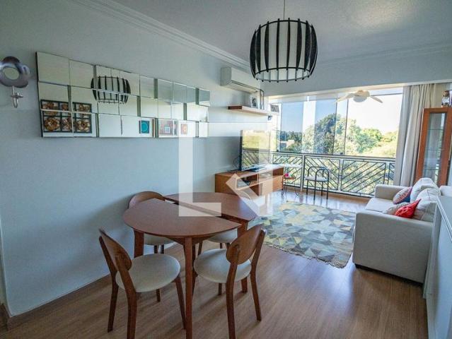 Apartamento aluguel em SQN 210, Plano Piloto