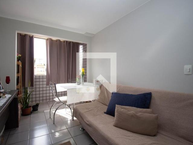 Apartamento venda em SCRN 708/709, Plano Piloto