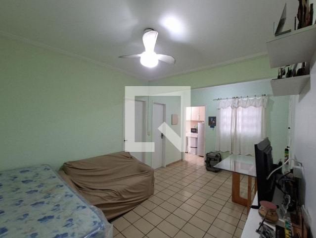 Apartamento aluguel em Região Imediata de Santos, Região Metropolitana da Baixada Santista