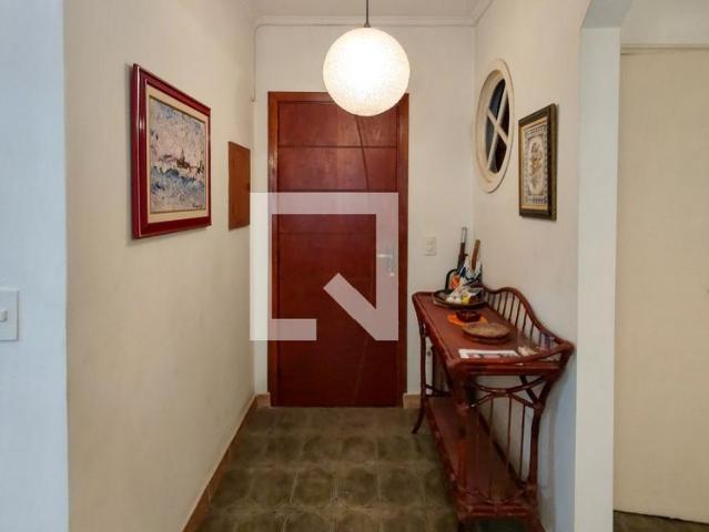 Apartamento aluguel em Região Imediata de Santos, Região Metropolitana da Baixada Santista