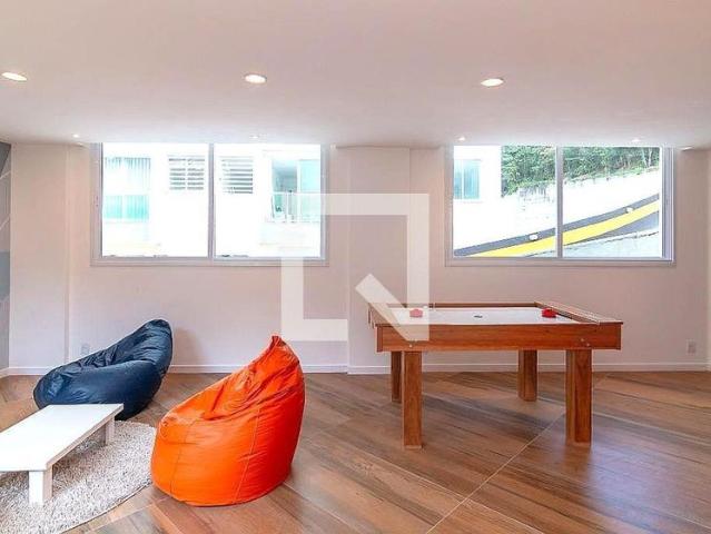 Apartamento venda em Região Pendotiba, Niterói