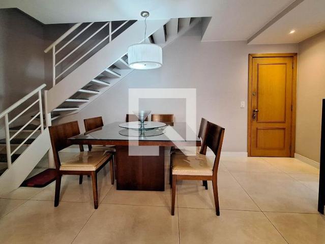 Apartamento venda em Região Pendotiba, Niterói