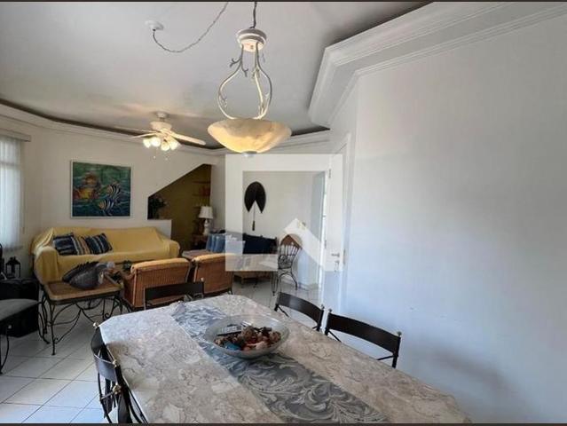 Apartamento aluguel em Região Imediata de Santos, Região Metropolitana da Baixada Santista