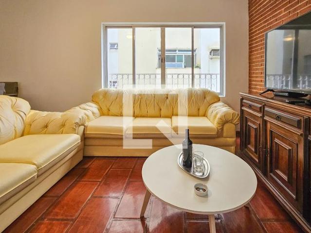 Apartamento aluguel em Região Imediata de Santos, Região Metropolitana da Baixada Santista