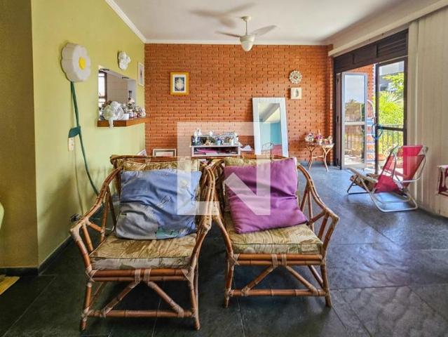 Apartamento aluguel em Região Imediata de Santos, Região Metropolitana da Baixada Santista