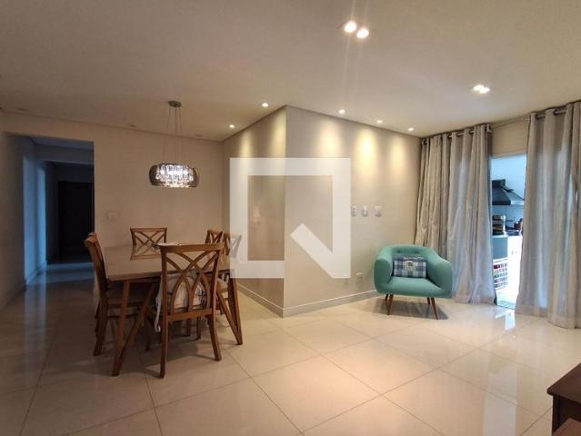 Apartamento aluguel em Região Imediata de São Paulo, Região Metropolitana de São Paulo