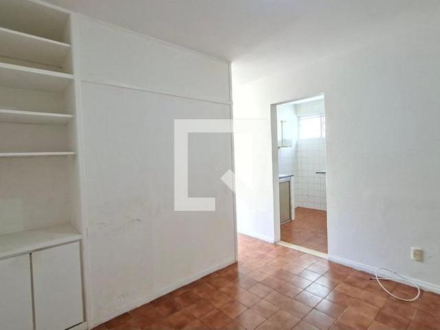 Apartamento aluguel em Região Geográfica Imediata de Salvador, Região Metropolitana de Salvador