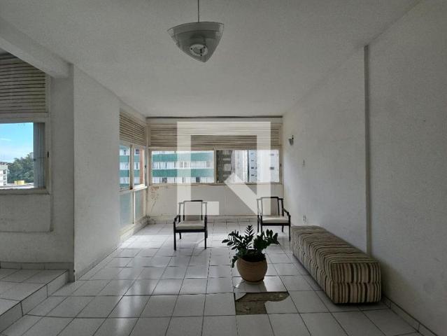 Apartamento aluguel em Região Geográfica Imediata de Salvador, Região Metropolitana de Salvador