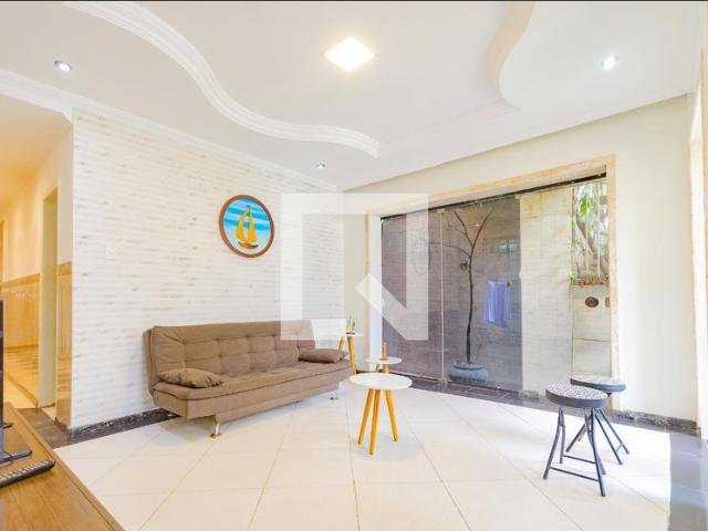 Apartamento aluguel em Região Geográfica Imediata de Salvador, Região Metropolitana de Salvador