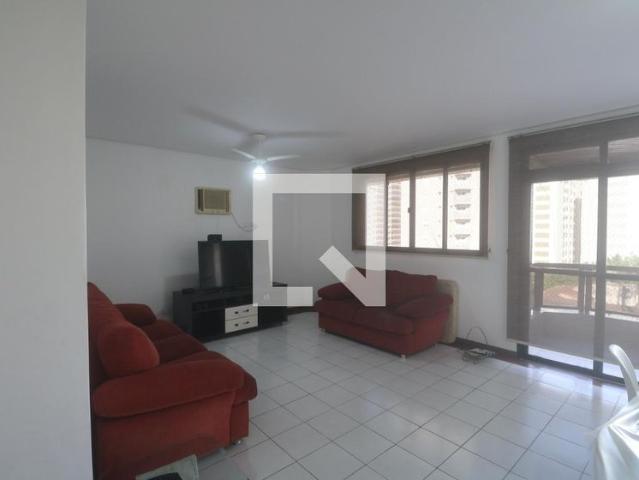Apartamento aluguel em Região Imediata de Santos, Região Metropolitana da Baixada Santista