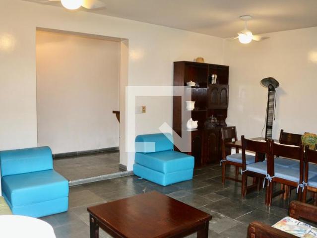 Apartamento aluguel em Região Imediata de Santos, Região Metropolitana da Baixada Santista
