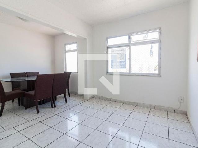 Apartamento aluguel em Barreiros, São José