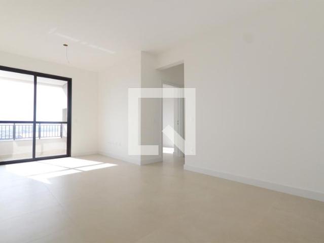 Apartamento aluguel em Região Geográfica Imediata de Florianópolis, São José