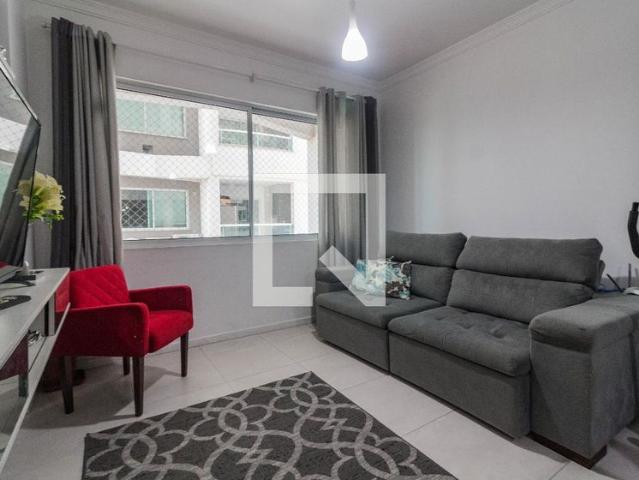 Apartamento aluguel em Barreiros, São José