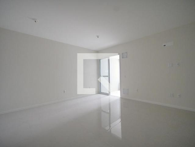 Apartamento aluguel em Região Geográfica Imediata de Florianópolis, São José