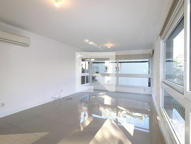 Apartamento aluguel em Região Geográfica Imediata de Porto Alegre, Região Metropolitana de Porto Alegre