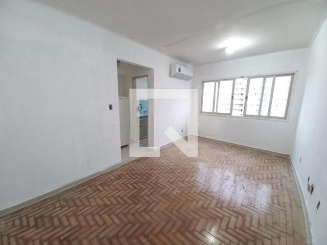 Apartamento aluguel em Região Imediata de Santos, Região Metropolitana da Baixada Santista