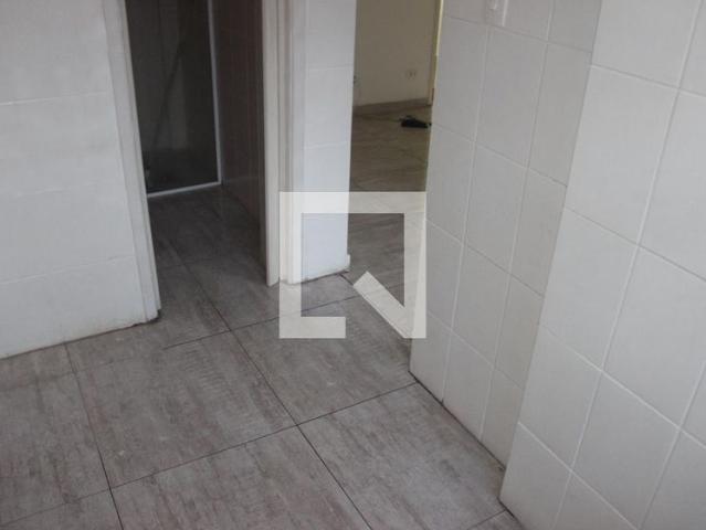 Apartamento aluguel em São Vicente