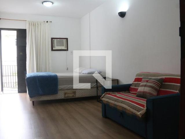 Apartamento aluguel em Região Imediata de Santos, Região Metropolitana da Baixada Santista