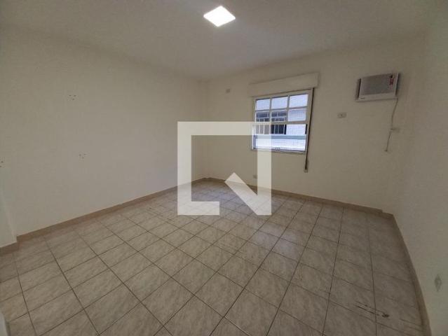 Apartamento aluguel em Região Imediata de Santos, Região Metropolitana da Baixada Santista